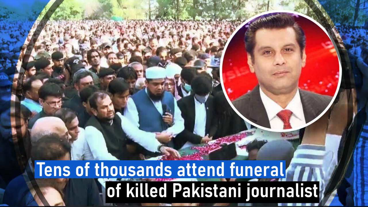 Tens of thousands attend funeral of killed Pakistani journalist
