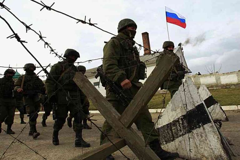 UKRAINE LOSES FOUR MORE VILLAGES IN A NEW RUSSIA OFFENSIVE AMID DELAYED ...